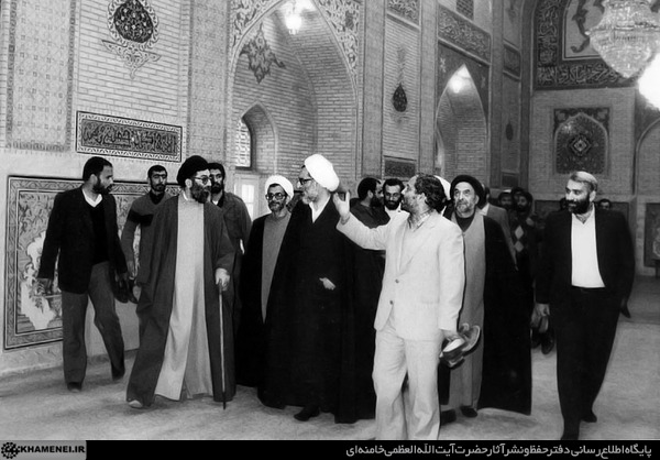 پاسخ به:خادم خورشید