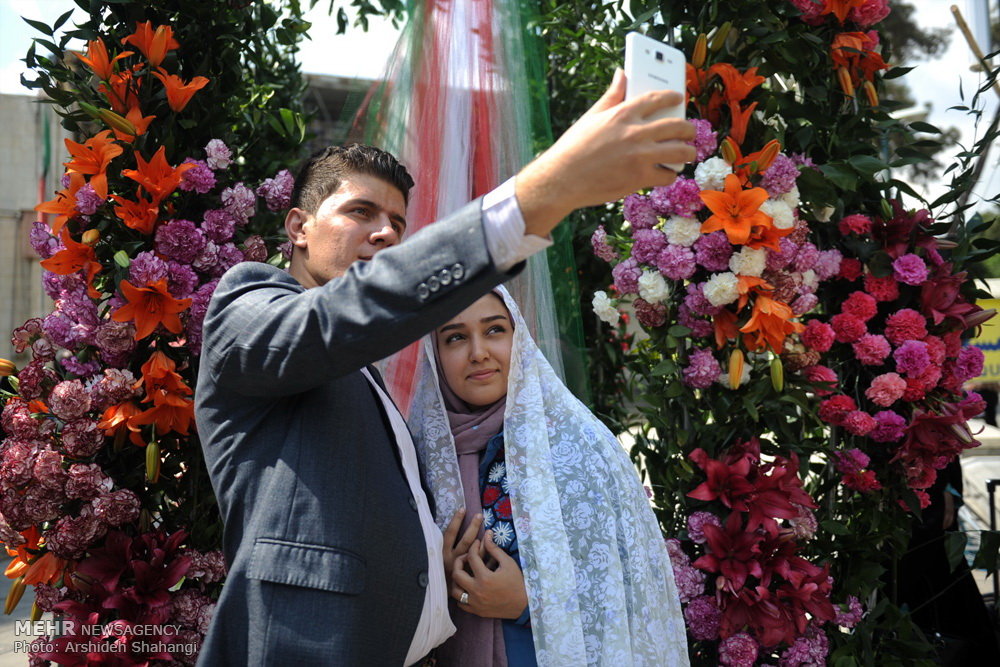 گزارشی تصویری:: مراسم ازدواج 270 زوج دانشجوی دانشگاه تهران