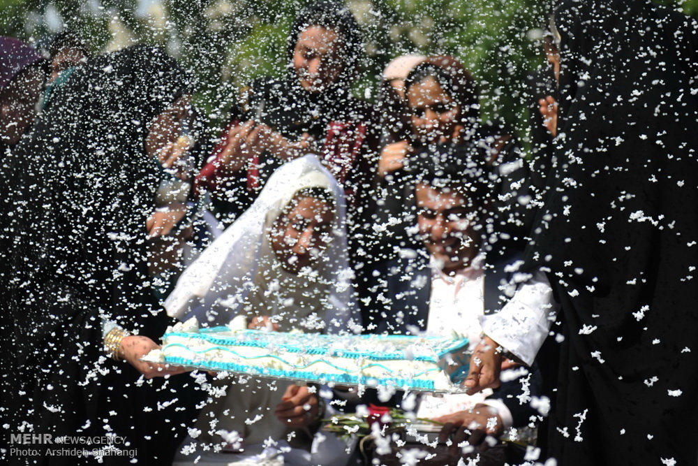 گزارشی تصویری:: مراسم ازدواج 270 زوج دانشجوی دانشگاه تهران