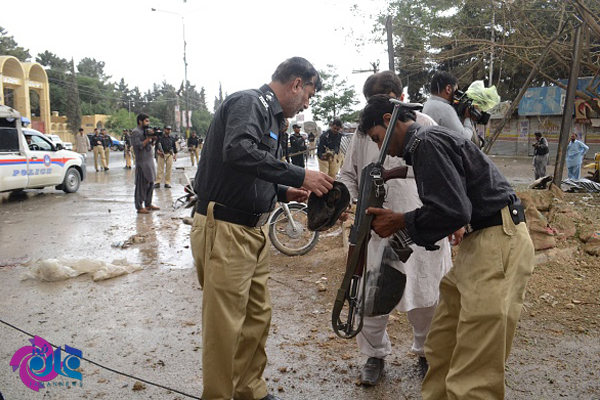 عکس:: انفجار انتحاری مقابل دانشگاه بلوچستان