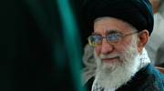 نیازمندی های کشور و تحریم‌ها به مذاکره گره زده نشود/ توقع دشمن در محدود شدن برنامه موشکی ایران احمقانه است +تصاویر