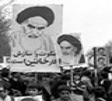 آقای خوئی بر این باور بود که با سقوط شاه، آمریکا و انگلیس، آیت‌الله خمینی را خواهند کشت و ایران را به دست سازمان مجاهدین خواهند داد