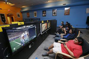 راه‌اندازی گیم‌نت ایکس باکس، بررسی هزینه‌ها و درآمد