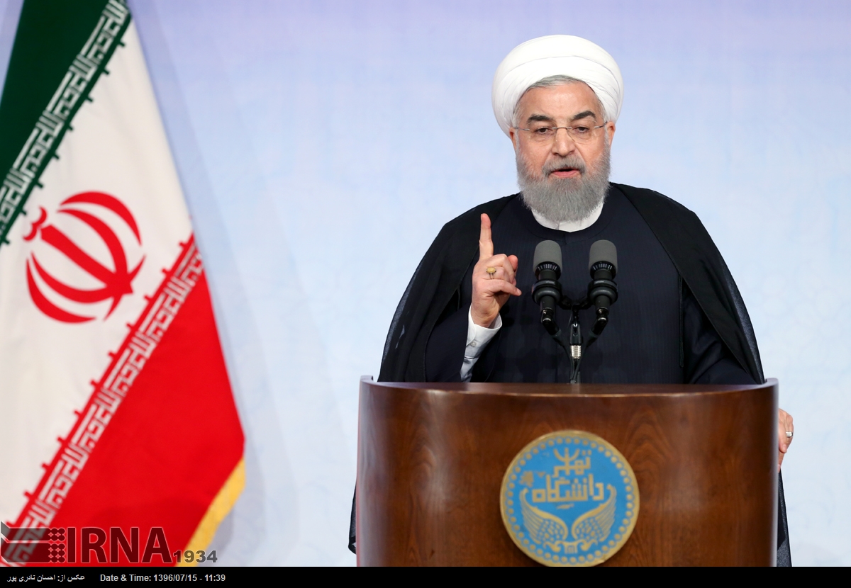 تصاویر حضور روحانی در دانشگاه تهران