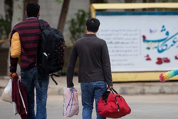 تصاویری زیبا از ورود معتکفین به مسجد دانشگاه تهران