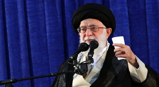 زرنگ‌بازی «ترامپ» مسئولان جمهوری اسلامی را فریب نمی‌دهد/ باید دست مفسدان اقتصادی را برید