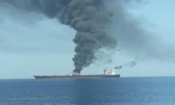 اولین فیلم هوایی از نفتکش‌های آتش گرفته در دریای عمان