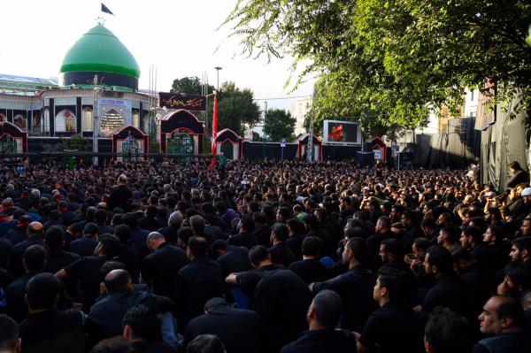 مراسم عزاداری شب هشتم محرم؛ هیئت رایه العباس (ع)