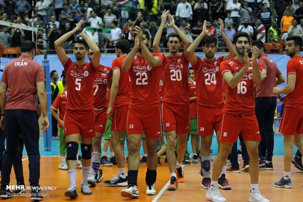 دیدار تیم‌های ملی والیبال ایران و کره جنوبی