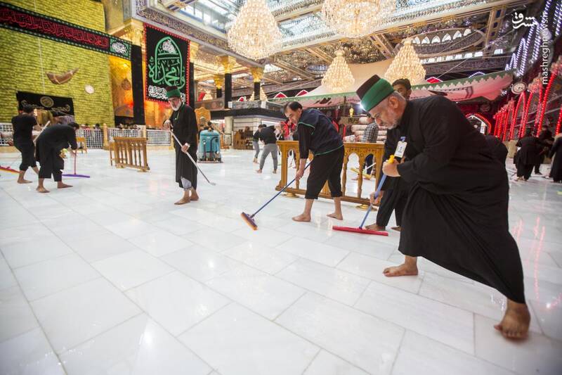 شستشوی صحن حرم حضرت ابالفضل(ع)