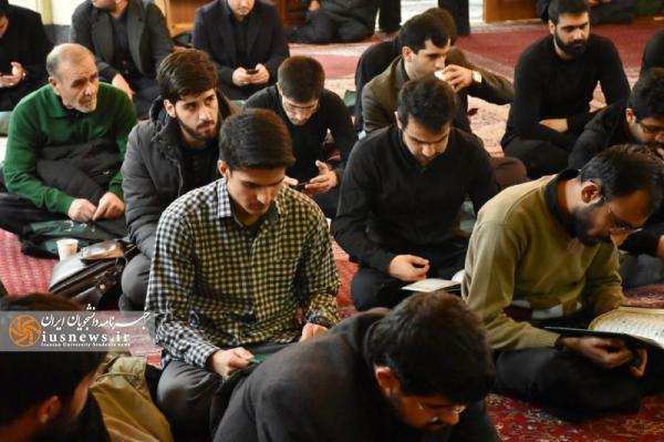 تصاویر سخنرانی حجت‌الاسلام رستمی در بین دانشجویان
