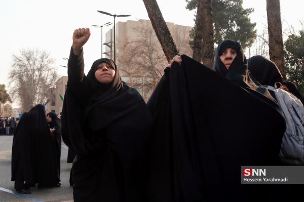 تجمع دانشجویان دانشگاه تهران در اعتراض به وقایع اخیر