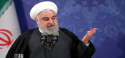 رئیس جمهور علیه جمهوریت/ روحانی از مجلس منتقد می‌ترسد