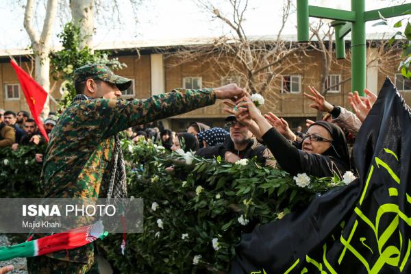 تشییع و خاکسپاری شهید گمنام دفاع مقدس در خانه کشتی تهران