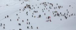 دوربرگردان کرونا در شلوغی پیست‌های اسکی تهران