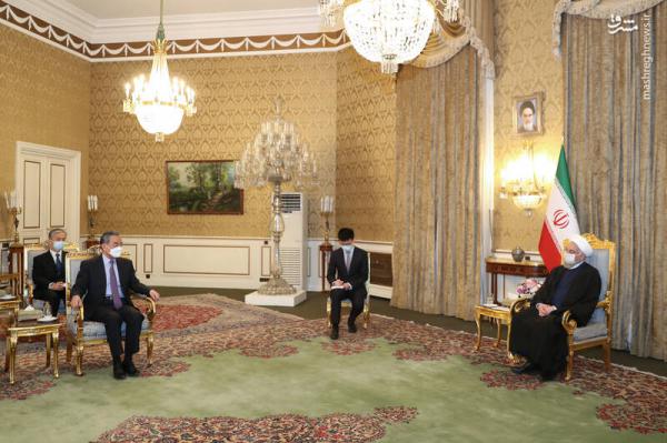 تصاویر| دیدار وزیر خارجه چین با حسن روحانی