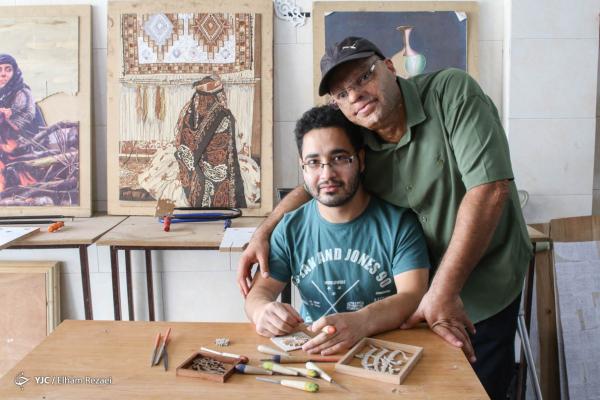 عکس:: دست‌ساخته‌های دو هنرمند معلول را ببینید
