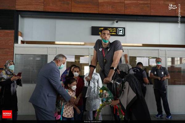 تصاویر| استقبال از ورزشکاران پارالمپیکی در فرودگاه