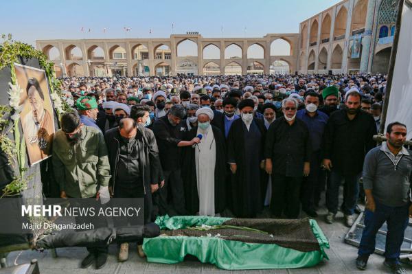 تصاویر| تشییع و خاکسپاری آیت الله علاقه‌بند در یزد