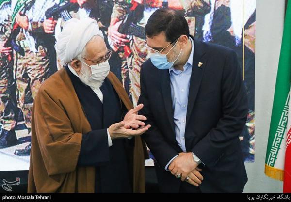 تصاویر| افتتاح نمایشگاه آثار هنری نخبگان شاهد