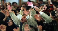 روز دانشجو در دولت‌ها/ روایتی تاریخی از «روز دانشجو» در دولت خاتمی و احمدی‌نژاد