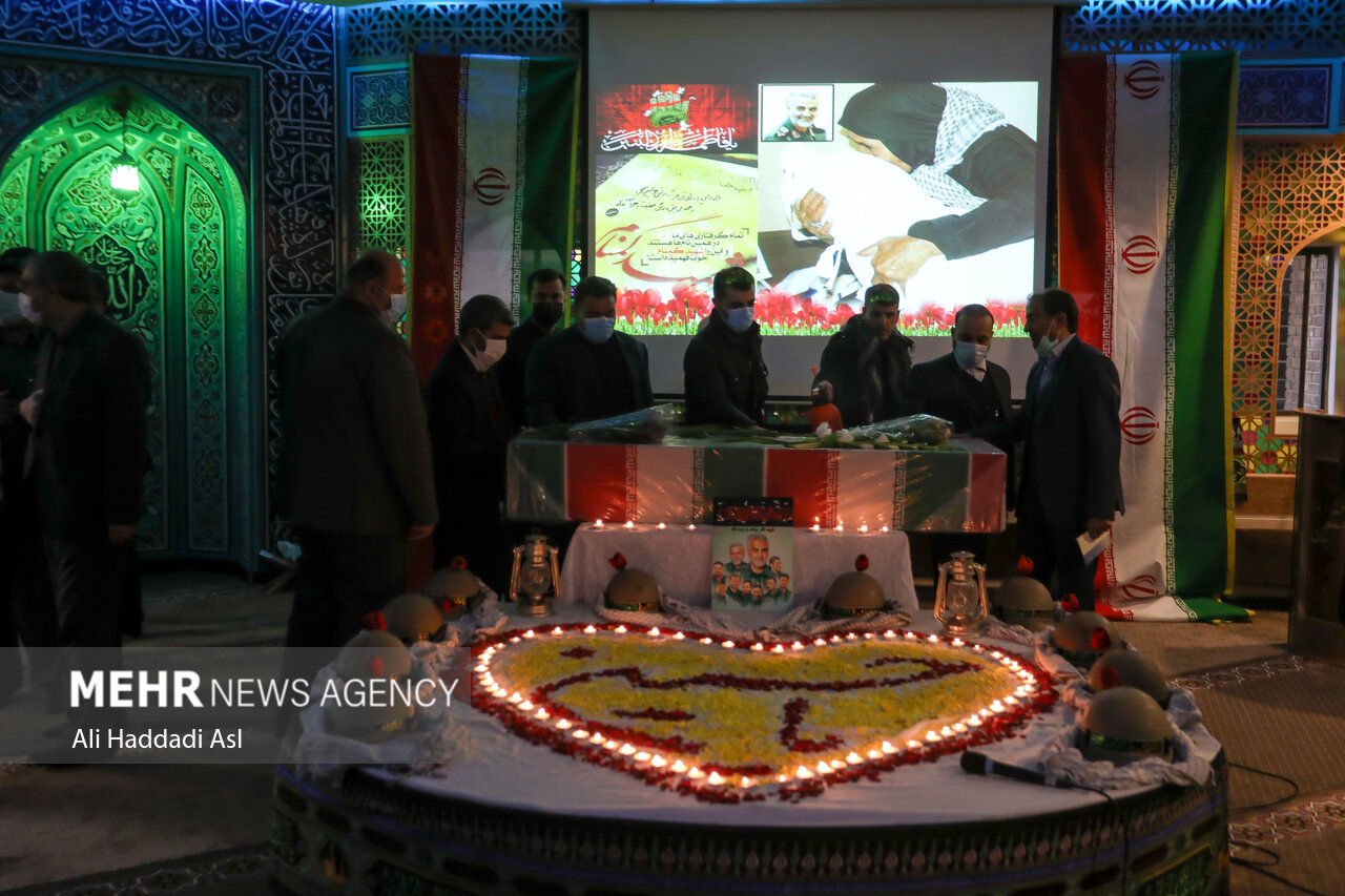 تصاویر| خاکسپاری پیکر دو شهید گمنام در وزارت کشور