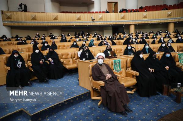 تصاویر| مراسم بزرگداشت روز زن با حضور رئیس جمهور