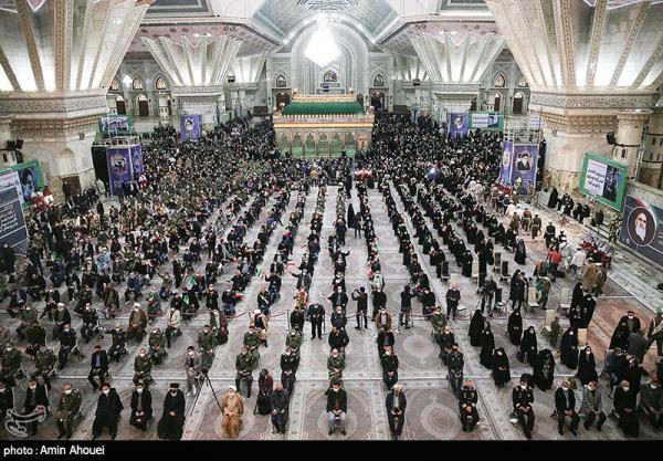 تصاویر| گرامیداشت روز ۱۲ بهمن در حرم امام خمینی(ره)