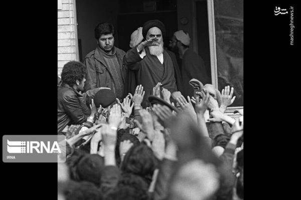 تصاویر| ملاقات مردم با امام خمینی در ۱۳ بهمن ۱۳۵۷