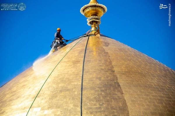 تصاویر| غبارروبی حرم حضرت علی(ع)