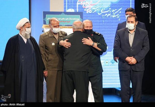 تصاویر| رونمایی از دستاوردهای علوم و معارف دفاع مقدس
