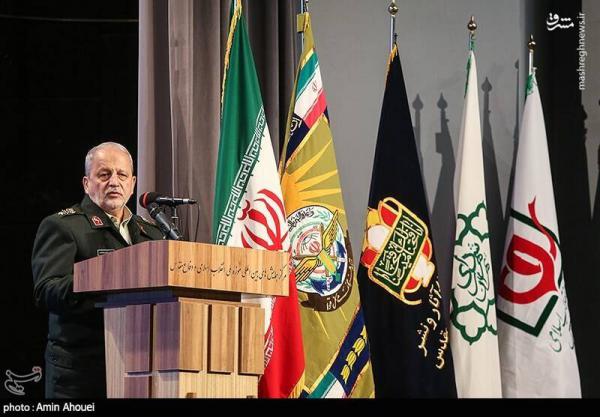 تصاویر| رونمایی از دستاوردهای علوم و معارف دفاع مقدس