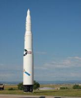 آمریکا آزمایش موشک قاره‌پیمای خود را به تعویق انداخت