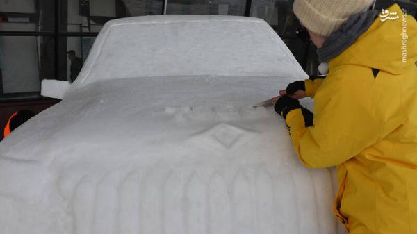 تصاویر| مجسمه‌های برفی به شکل خودرو