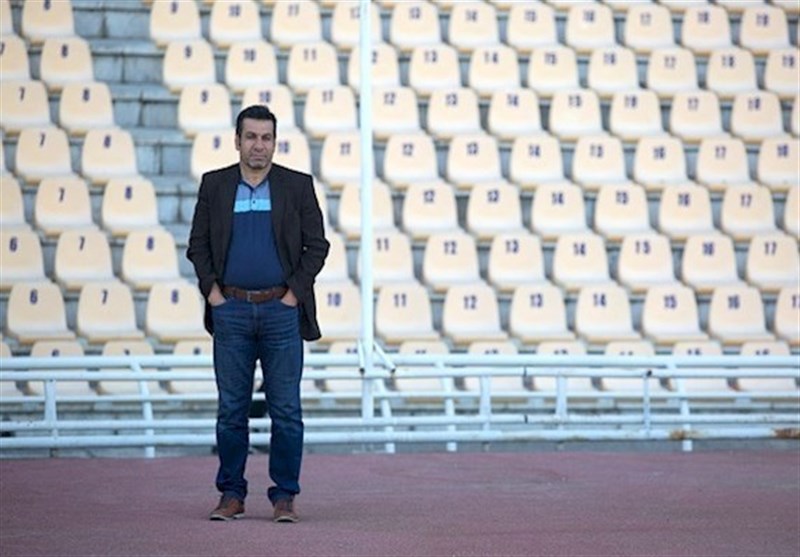 بازی استقلال قابل مقایسه با پرسپولیس نیست
