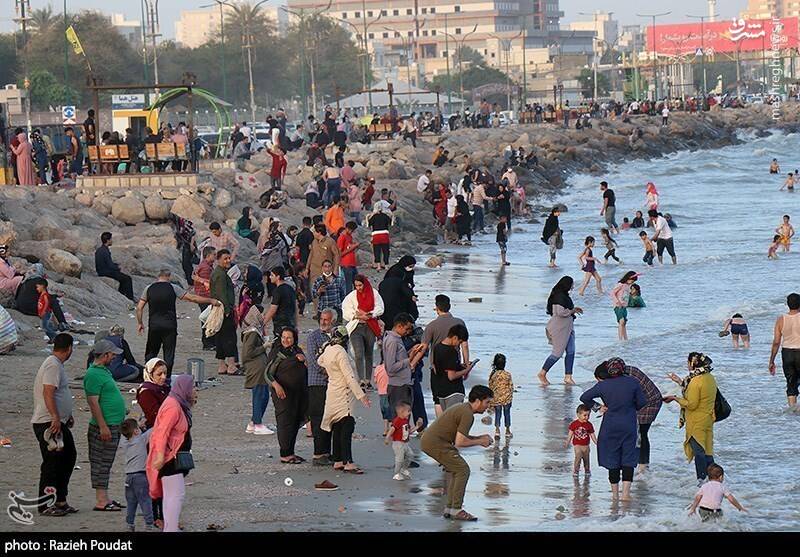 تصاویر| ساحل بندرعباس میزبان گردشگران نوروزی