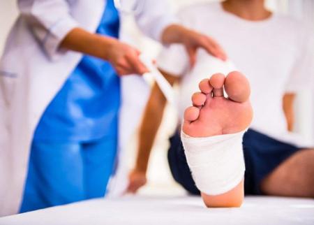 زخم پای دیابتی: بهترین روش های مراقبت و نگهداری از پای دیابتی