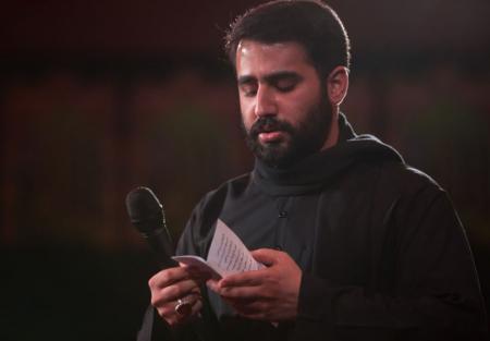 فیلم|  مداحی «ام المومنین» با نوای حسین طاهری