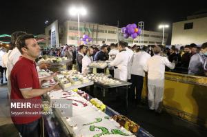 تصاویر| پخت کیک ۵ تنی به مناسبت میلاد امام حسن مجتبی (ع)