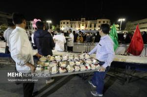 تصاویر| پخت کیک ۵ تنی به مناسبت میلاد امام حسن مجتبی (ع)