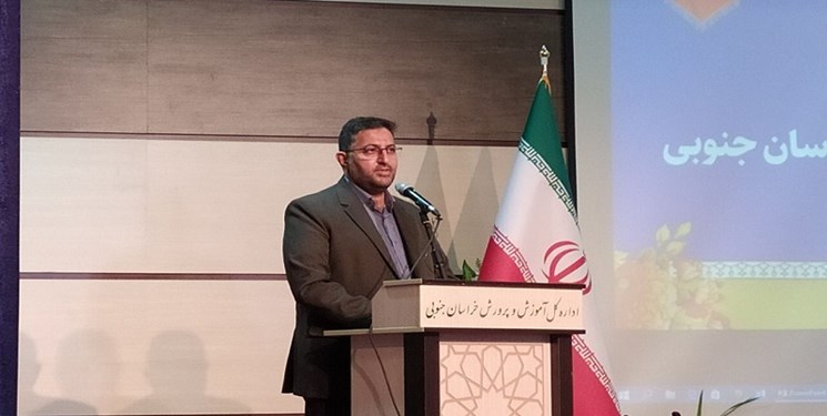 طرح تغذیه رایگان دانش‌آموزان اجرا می‌شود