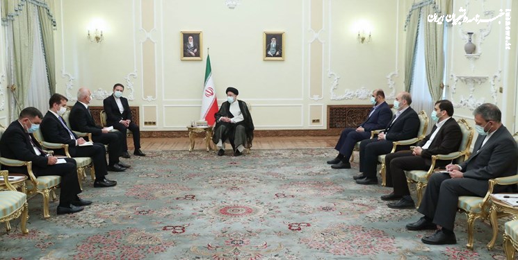 رئیس جمهور: ایران از ارتقای سطح همکاری‌ها با آذربایجان استقبال می‌کند 