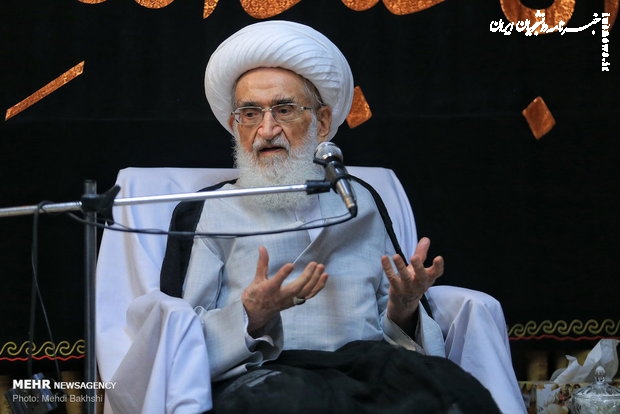 مردم بدانند ما به مسئولین تذکر می‌دهیم؛ ولی سخن ما به جایی نمی‌رسد