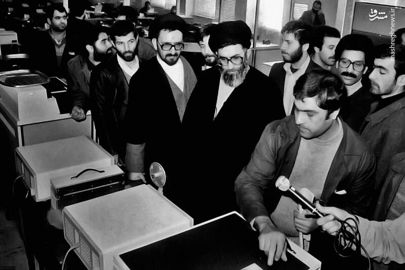 تصاویر| حجت‌الاسلام دعائی در کنار رهبر انقلاب
