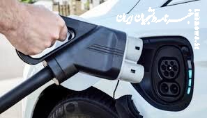 صنعت خودروهای الکتریکی از افزایش قیمت بنزین سود می‌برد؟
