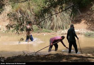 تصاویر| عملیات جستجوی مفقودین سیل استهبان