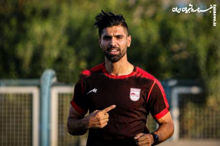 هافبک پرسپولیس به تراکتور پیوست