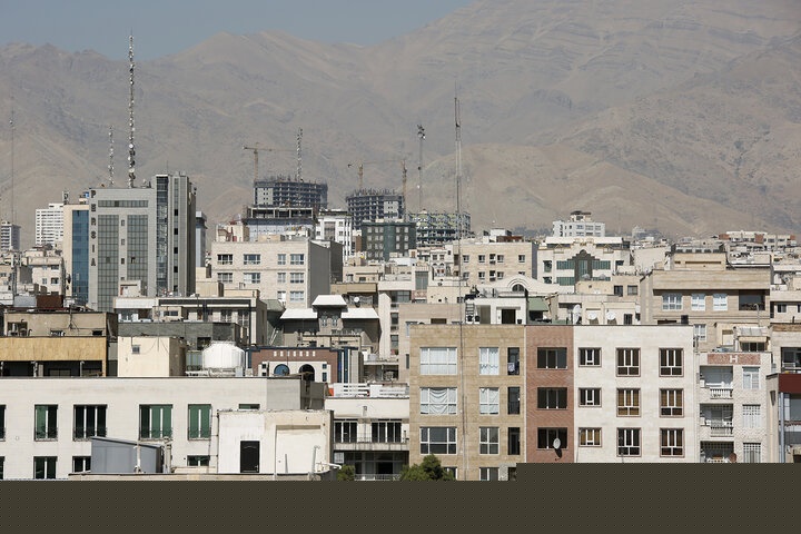 ساخت ۴میلیون مسکن توسط دولت غیرعقلانی است