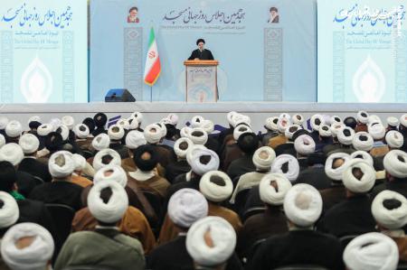 تصاویر| رئیسی در اجلاس روز جهانی مسجد