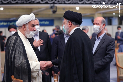 دیدار رئیس‌جمهور و اعضای هیئت دولت با رهبر انقلاب + عکس